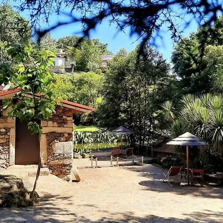 Quinta Da Chouza E Enoturismo *