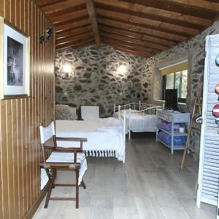 Quinta Da Chouza E Enoturismo *