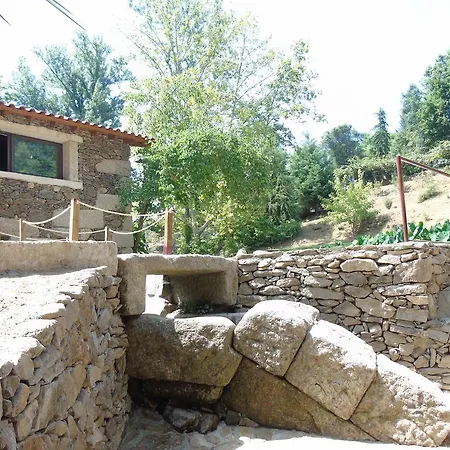 Quinta Da Chouza E Enoturismo *