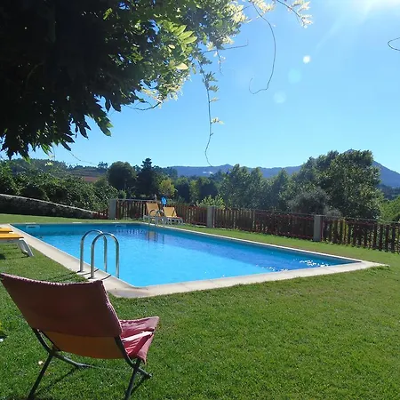 Фермерский дом Quinta Da Chouza E Enoturismo Селорику-ди-Башту