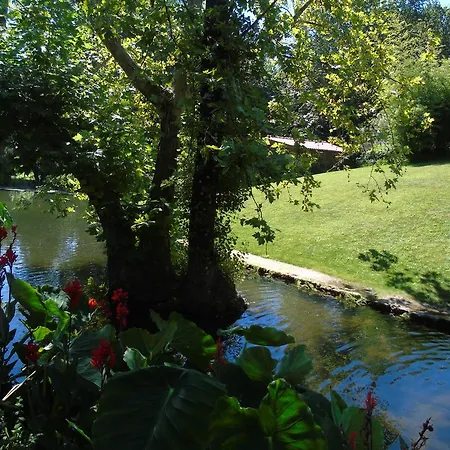 Quinta Da Chouza E Enoturismo セロリコ・デ・バスト
