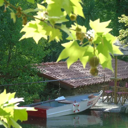 Quinta Da Chouza E Enoturismo セロリコ・デ・バスト