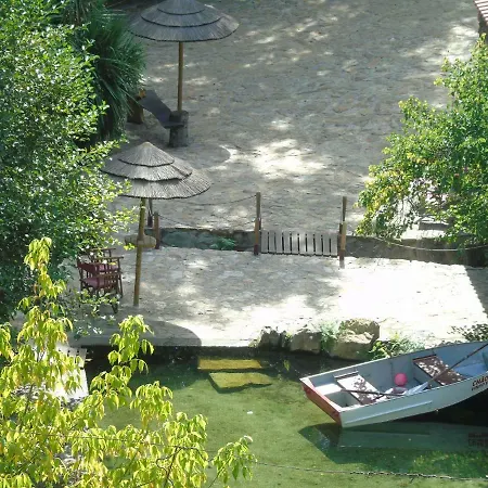 Quinta Da Chouza E Enoturismo *