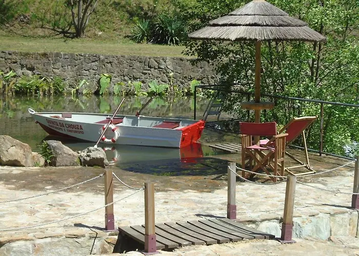 Quinta Da Chouza E Enoturismo *
