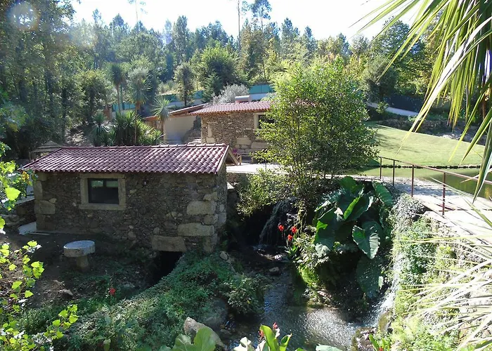 Quinta Da Chouza E Enoturismo مزرعة للإقامة سيلوريكو دي باستو