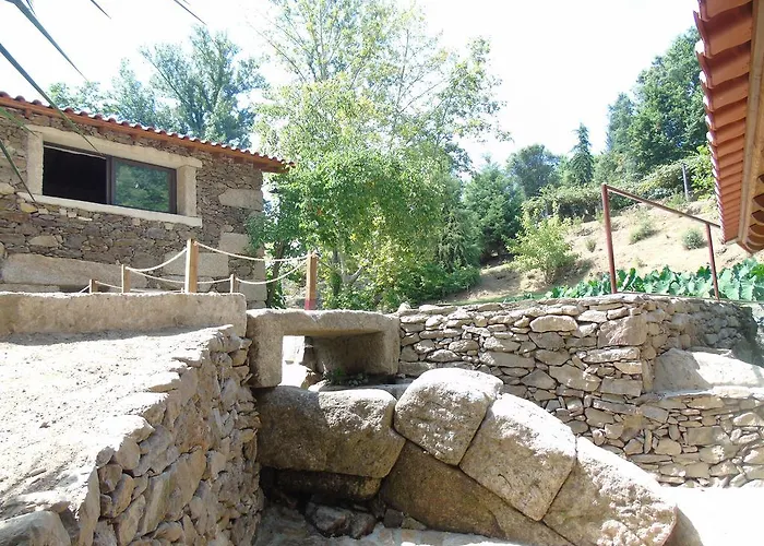 Quinta Da Chouza E Enoturismo *