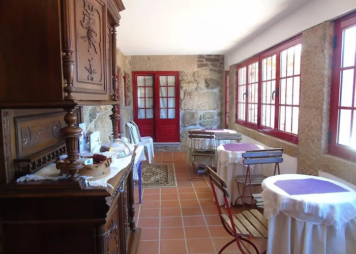 Quinta Da Chouza E Enoturismo * 塞洛里库迪巴什图