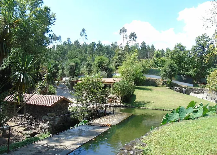 مزرعة للإقامة Quinta Da Chouza E Enoturismo سيلوريكو دي باستو