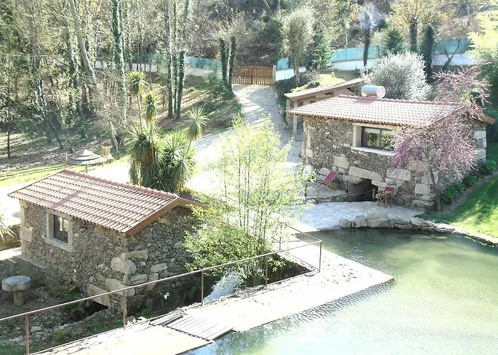 Quinta Da Chouza E Enoturismo مزرعة للإقامة *