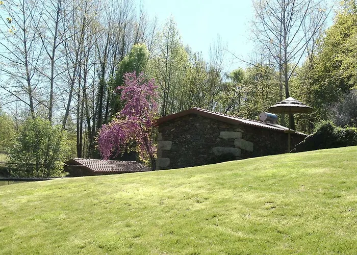 Quinta Da Chouza E Enoturismo *